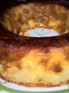 Una foto de Puding de pan de torrijas aderezado con limón y canela