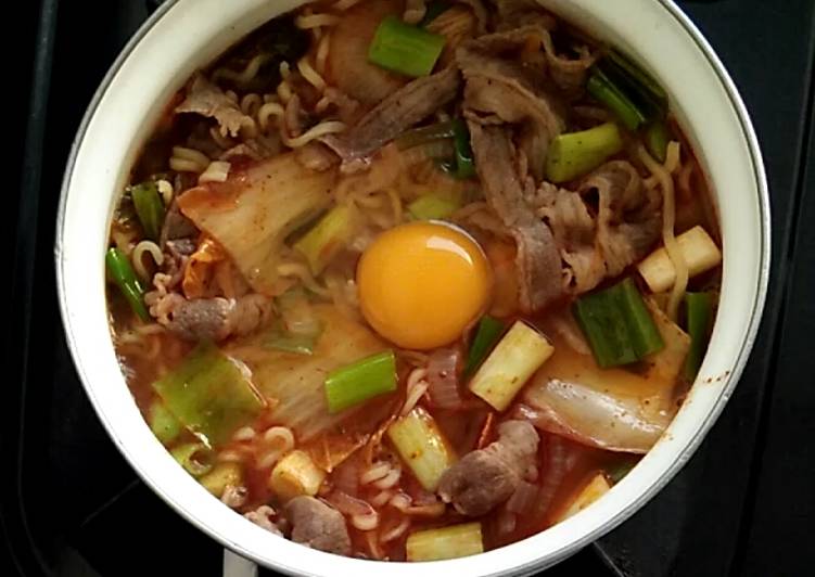 Korean Spicy Soup - mie sedaap selection