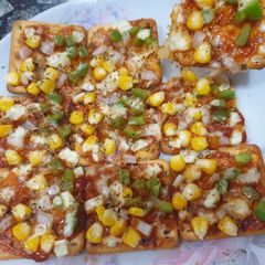 A picture of Pizza Crackers.