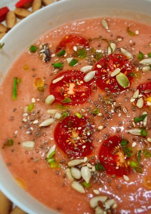 Una foto de Crema fría de tomate y melón