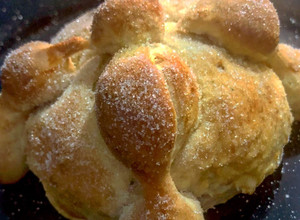 Una foto de Pan de muerto 💀 tradicional