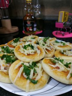 صورة لوصفة عجينة البيتزا السريعة