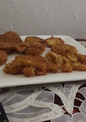 Una foto de Tortitas de polvo de camarón con ajonjolí
