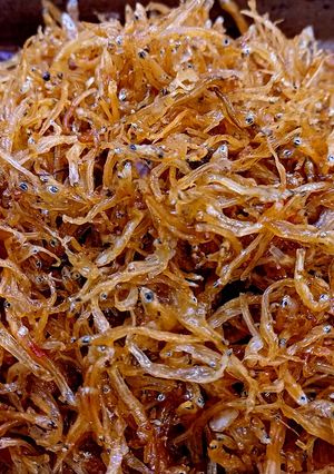 Hình của món Cá ngần khô rang mắm tỏi.