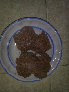 Una foto de Bombones de chocolate con relleno de crema de cacao