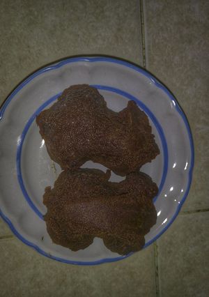 Una foto de Bombones de chocolate con relleno de crema de cacao
