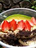 Fruits oatmeal bowl tiramisu