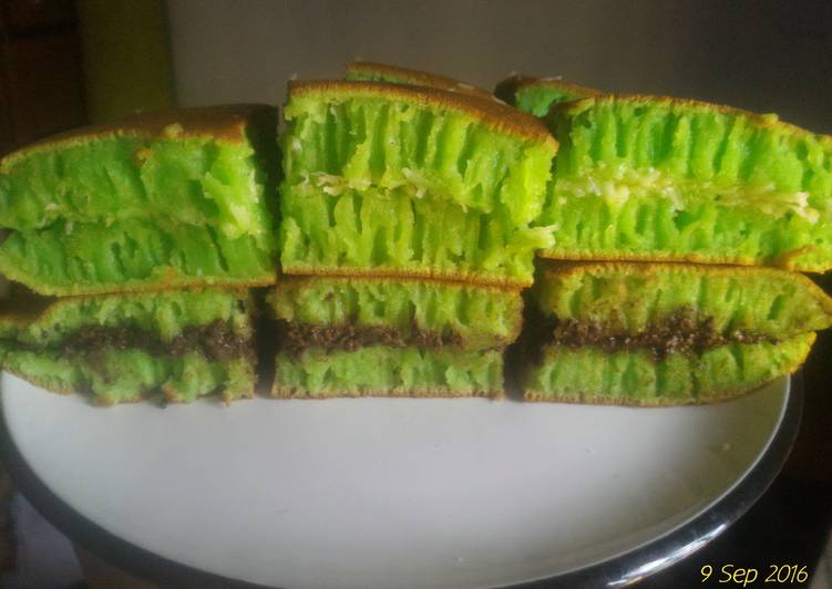 Martabak Manis Pandan