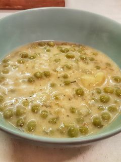 Magyaros zöldborsófőzelék recept fotója