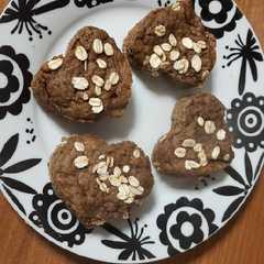 Una foto de Muffins de plátano y almendra con harina de algarroba