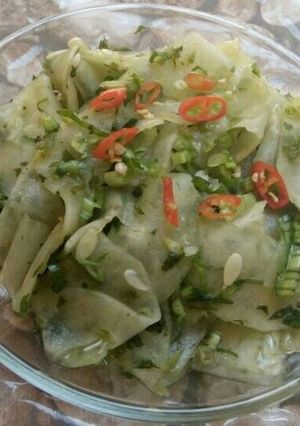 Hình của món Salat dưa leo nhanh gọn.