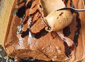 Une photo de Glace au café sans sorbetière