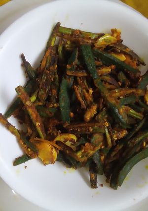 A picture of Spicy bhindi fry.
