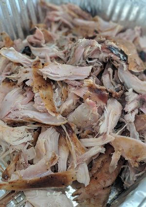 A picture of Smoked pulled rabbit.
