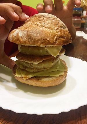 รูปของ Burger chicken cheese