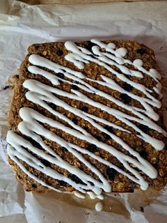 A picture of Blueberry Oat Bars.