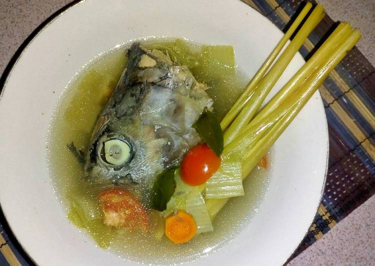 Resep Sop Kepala Ikan Bumbu Iris Anti Gagal