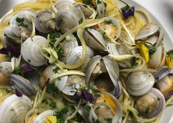 Easiest Way to Make Delicious Clam pasta with garlic  wine