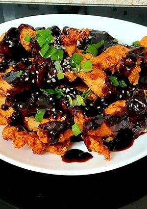 A picture of My Deep fried Chicken with Gochujang Sauce (Korean pepper sauce).