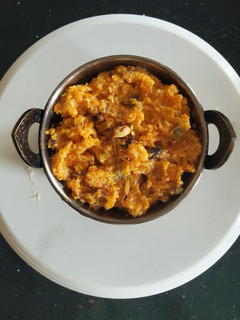 கேரட் அல்வா(carrot halwa recipe in tamil) செய்முறை முக்கிய புகைப்படம்
