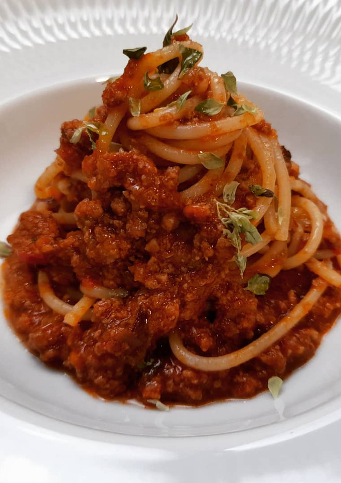 Una foto de Espaguettis a la boloñesa
