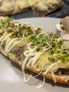 Gombás melegszendvics recept fotója