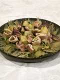 Insalata con calamaretti zest di limone e lime patate e sedano croccante