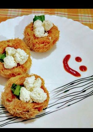 A picture of Bird nest.