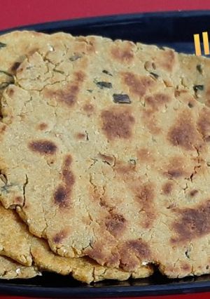 A picture of Jowar flour Healthy Bhakhri.