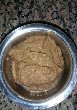 A picture of Kollu thuvaiyal (horsegram chutney).