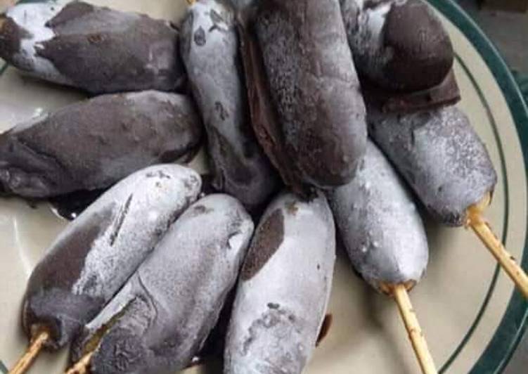 Es pisang coklat Es pisang coklat