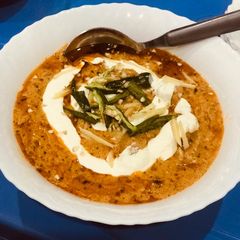 A picture of Chicken Makhni.