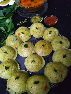 चटनी इडली (chutney idli recipe in Hindi) रेसिपी मुख्य फोटो