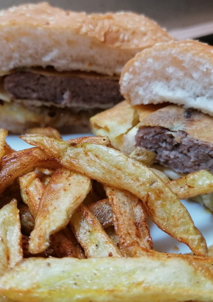Una foto de Torti-burger