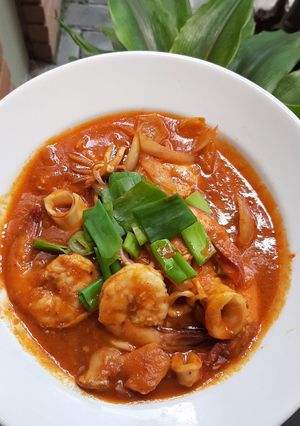 Foto resep Seafood Saus Padang (udang dan cumi)