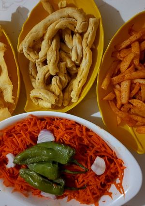 વણેલા ગાઠીયા (Vanela Ganthiya Recipe In Gujarati) રેસીપી મુખ્ય ફોટો