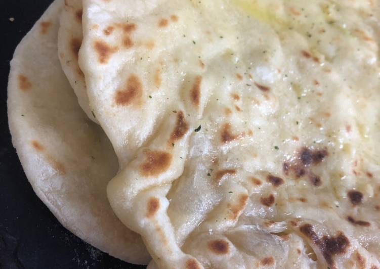 Comment Cuisiner Cheese naans ou Naans au fromage ou nân