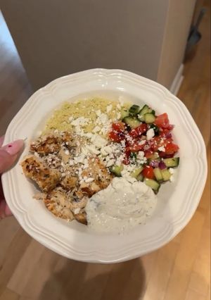 A picture of Greek Chicken Bowls.