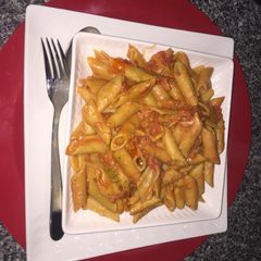Spicy cheese macaroni A picture of Spicy cheese macaroni.