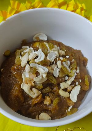 हलवा (halwa recipe in Hindi) रेसिपी मुख्य फोटो