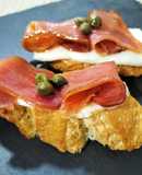 Montadito de mojama con scamorza en airfryer