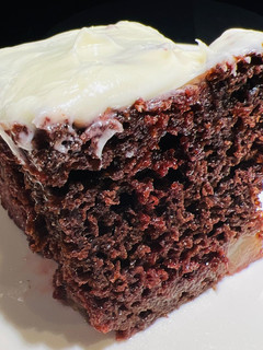 A picture of Cherry 🍒 Chocolate 🍫 Fruit Cup Cake 🍰.