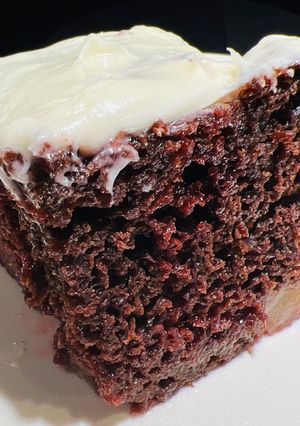 A picture of Cherry 🍒 Chocolate 🍫 Fruit Cup Cake 🍰.
