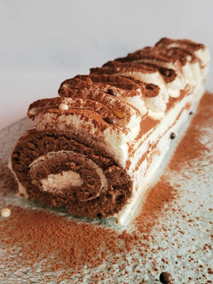Une photo de Bûche roulée façon tiramisu