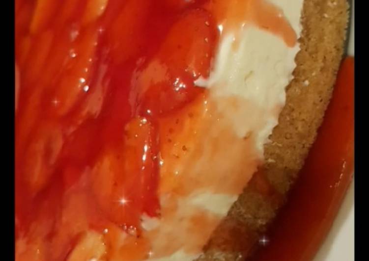 Step-by-Step Guide to Prepare Quick Strawberry cheesecake