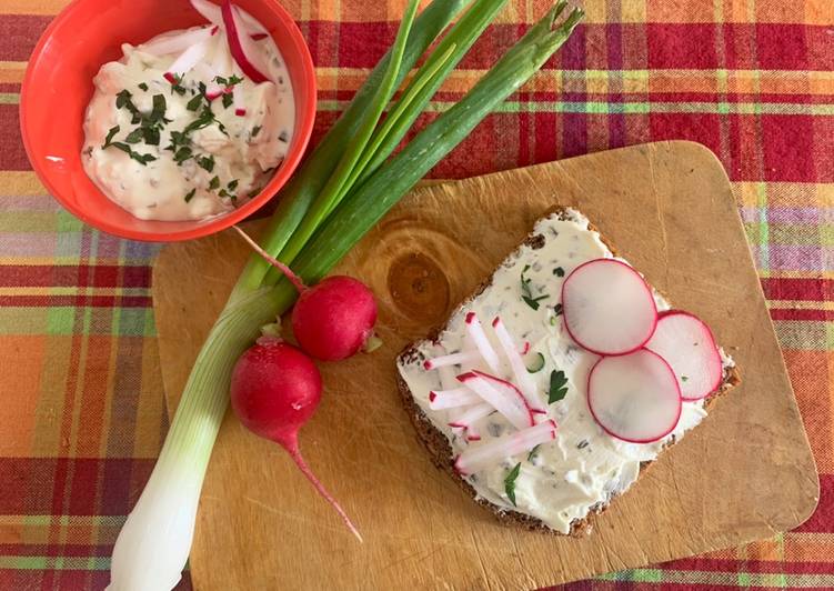 Recetta di Perfect Patè di ricotta e yogurt alle erbe (Kräuterquark)