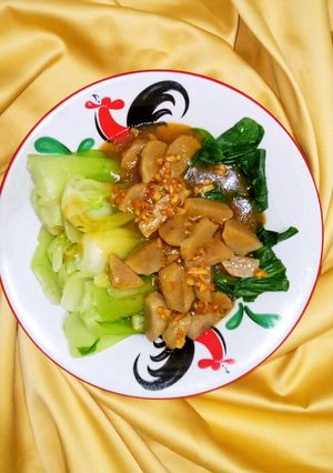 Foto resep Pokcoy bakso cah bawang putih