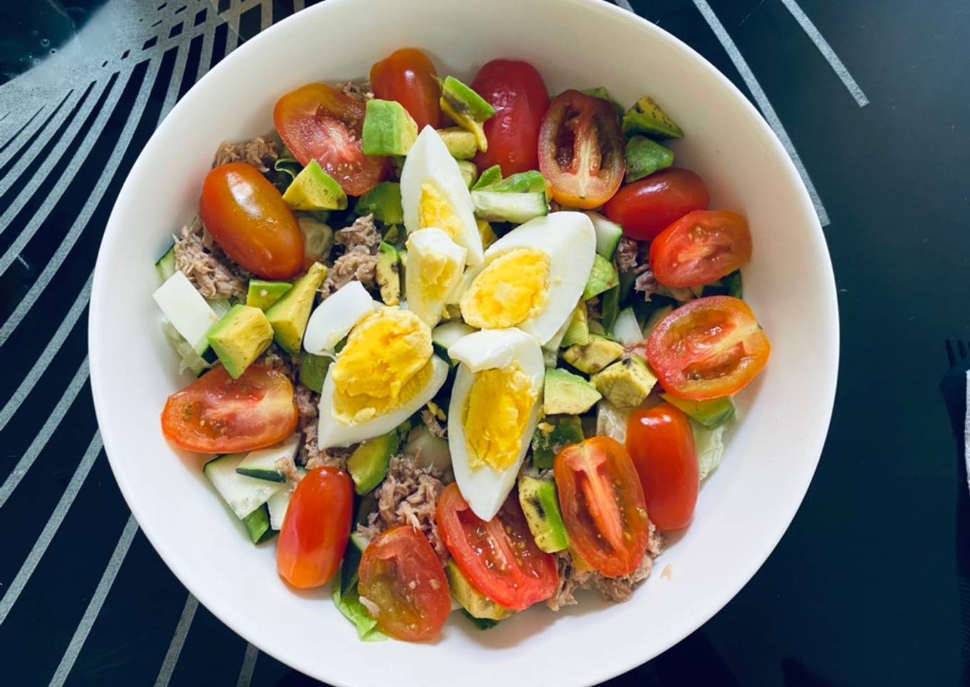 Step-by-Step Guide to Prepare Favorite Salade thon avocat tomate 🍅