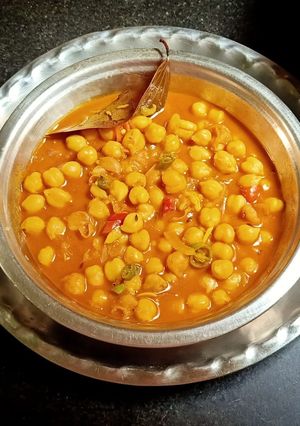 চানা মশলা (chana mashla recipe in Bengali) রেসিপির প্রধান ছবি