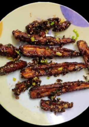 A picture of Crispy honey chilli baby corn.